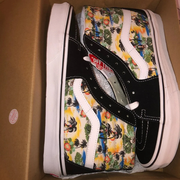 Vans Sk8 Hi Aloha NIB - Picture 2 of 8